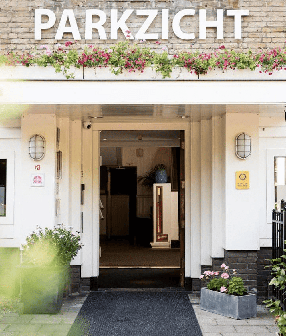 1 Hotel Parkzicht Eindhoven Crops Website 540 x 636.png