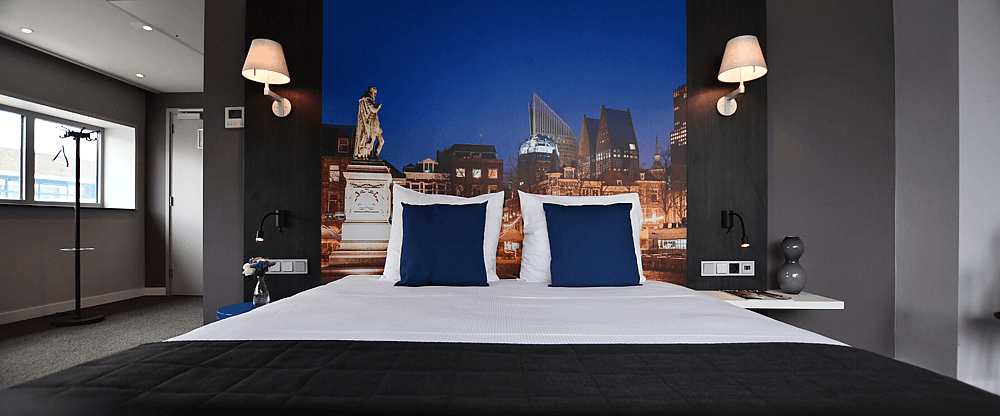 3 New Mondrian Hotel.png