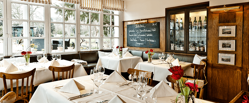 Kronenschlösschen restaurant 2.png