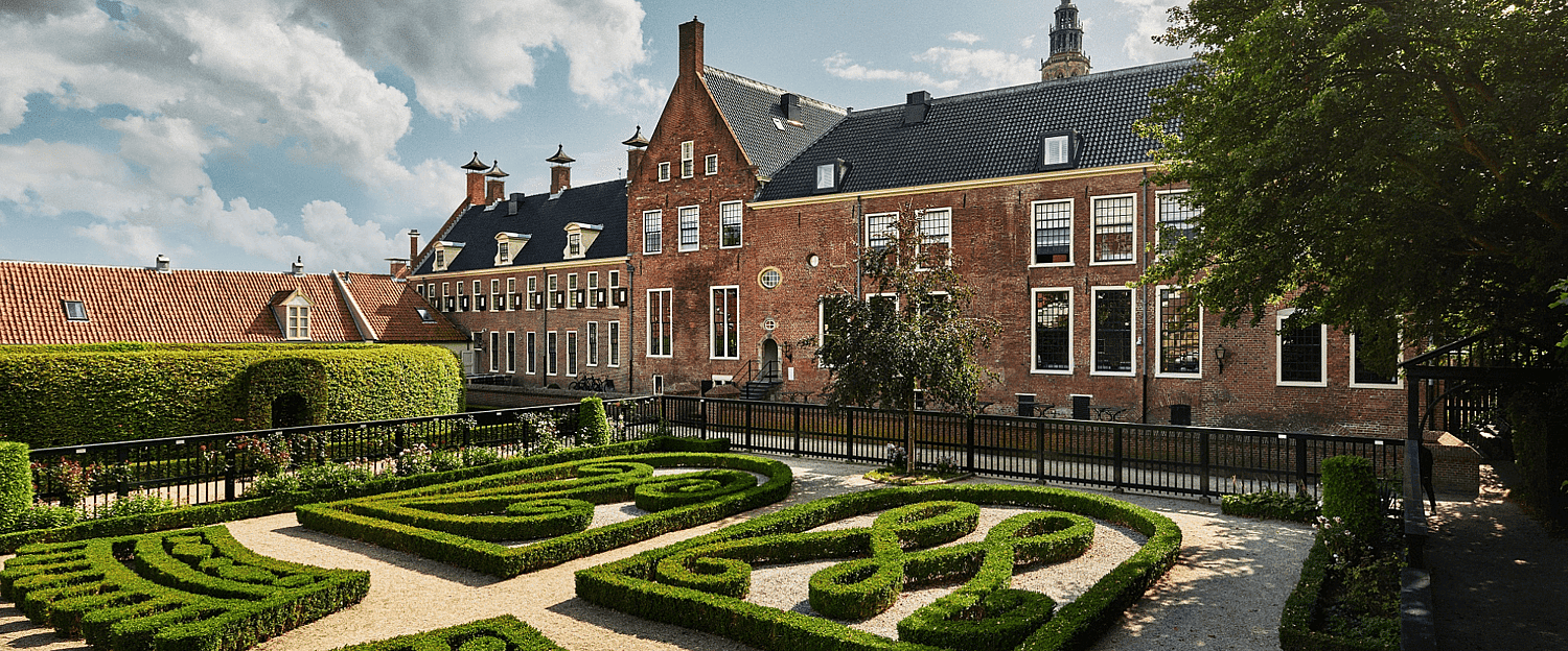 1 Hotel Prinsenhof.png