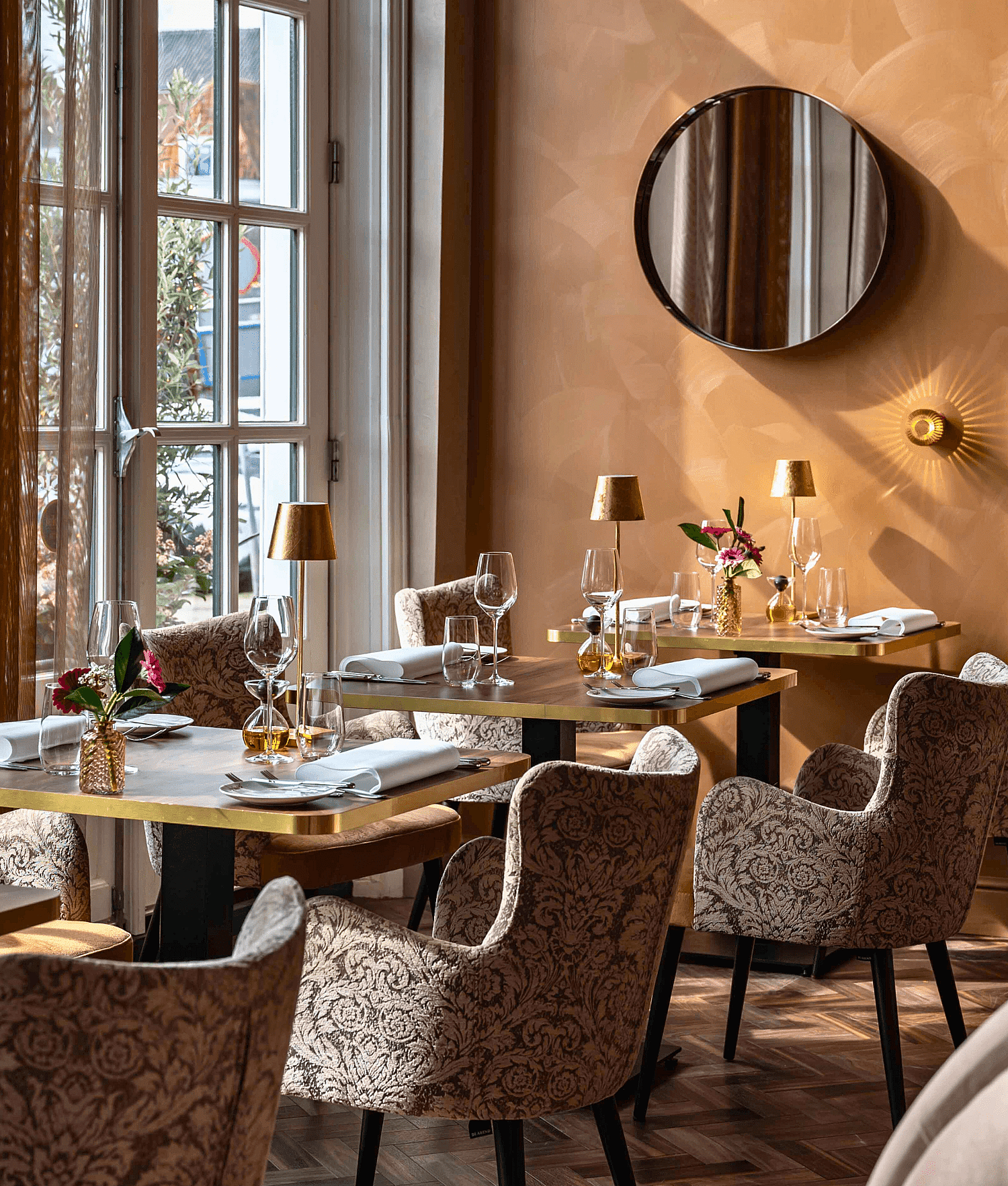 2 Boutique Hotel Mondragon Crops Website 540 x 636.png