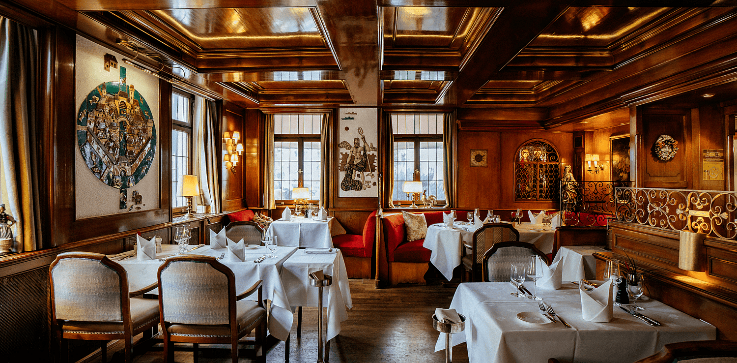 3 Hotel Restaurant Erbprinz _ Crops Header Website.png
