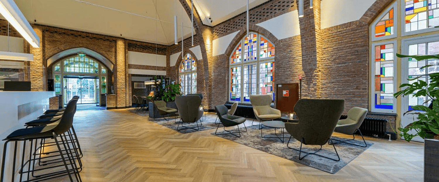 De Pannen Rooi Tilburg lobby.png