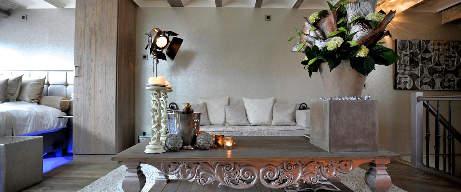 Hofke van Bazel suite 1920 x 800 pixels.jpg