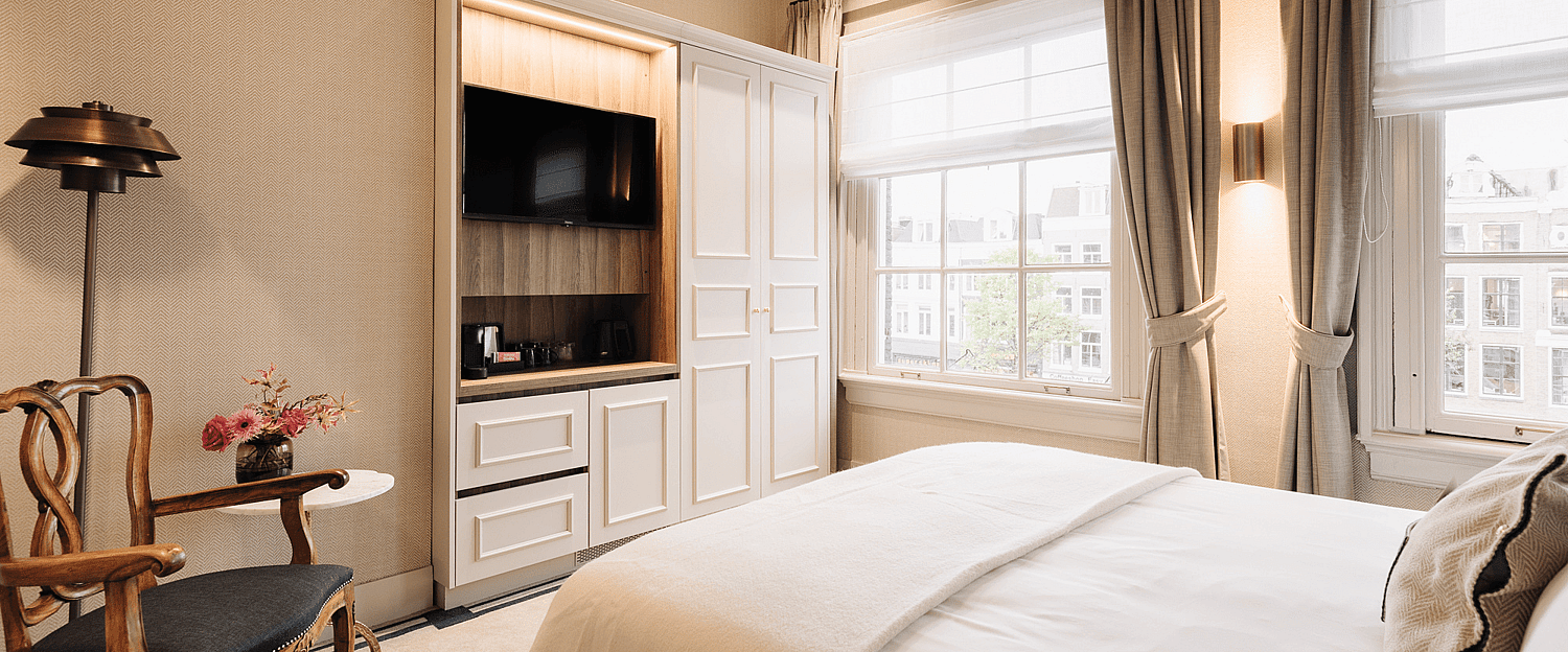 Hotel 717 kamer 4 .png