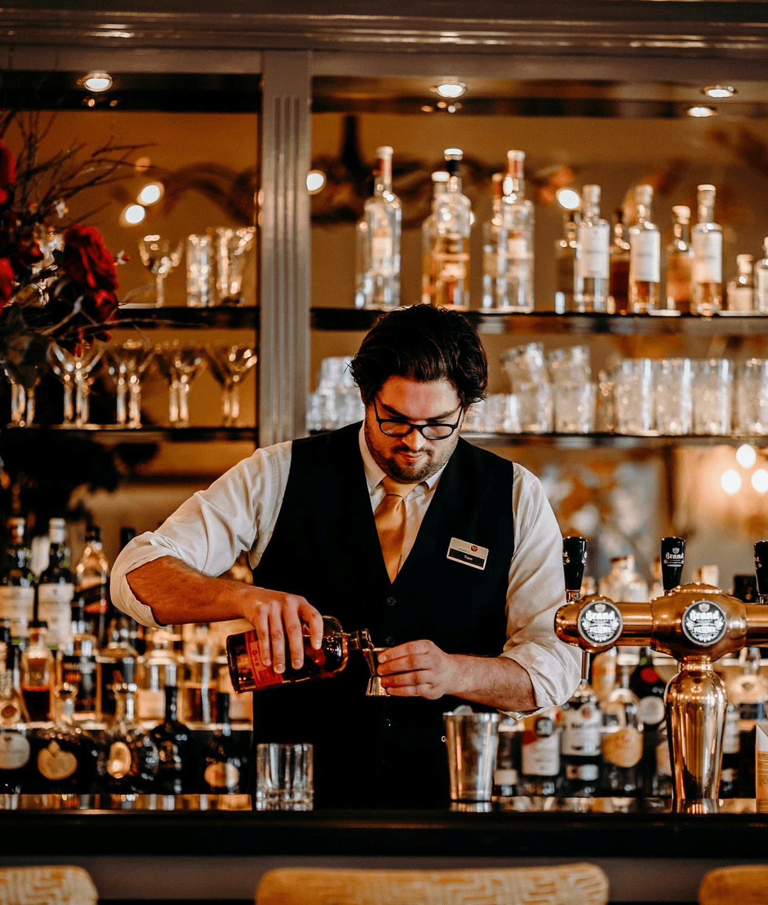 Karel V Bar & Lounge.png
