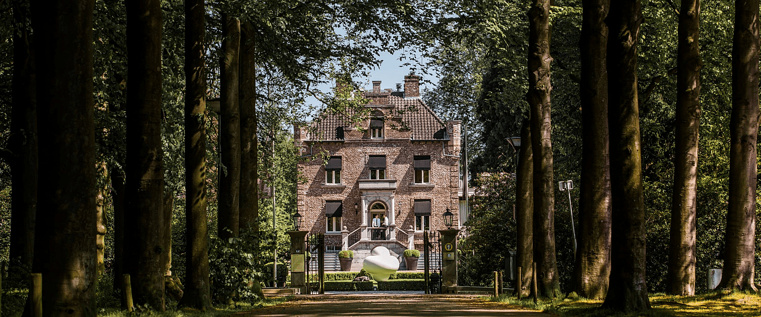 Kasteeltje Hattem buiten.png