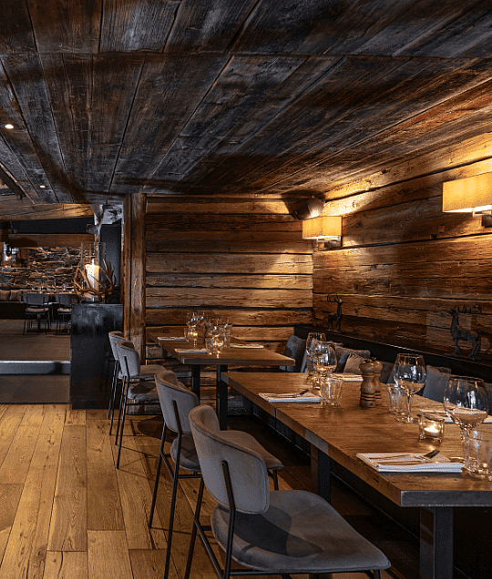 Unique post hotel restaurant 3.png