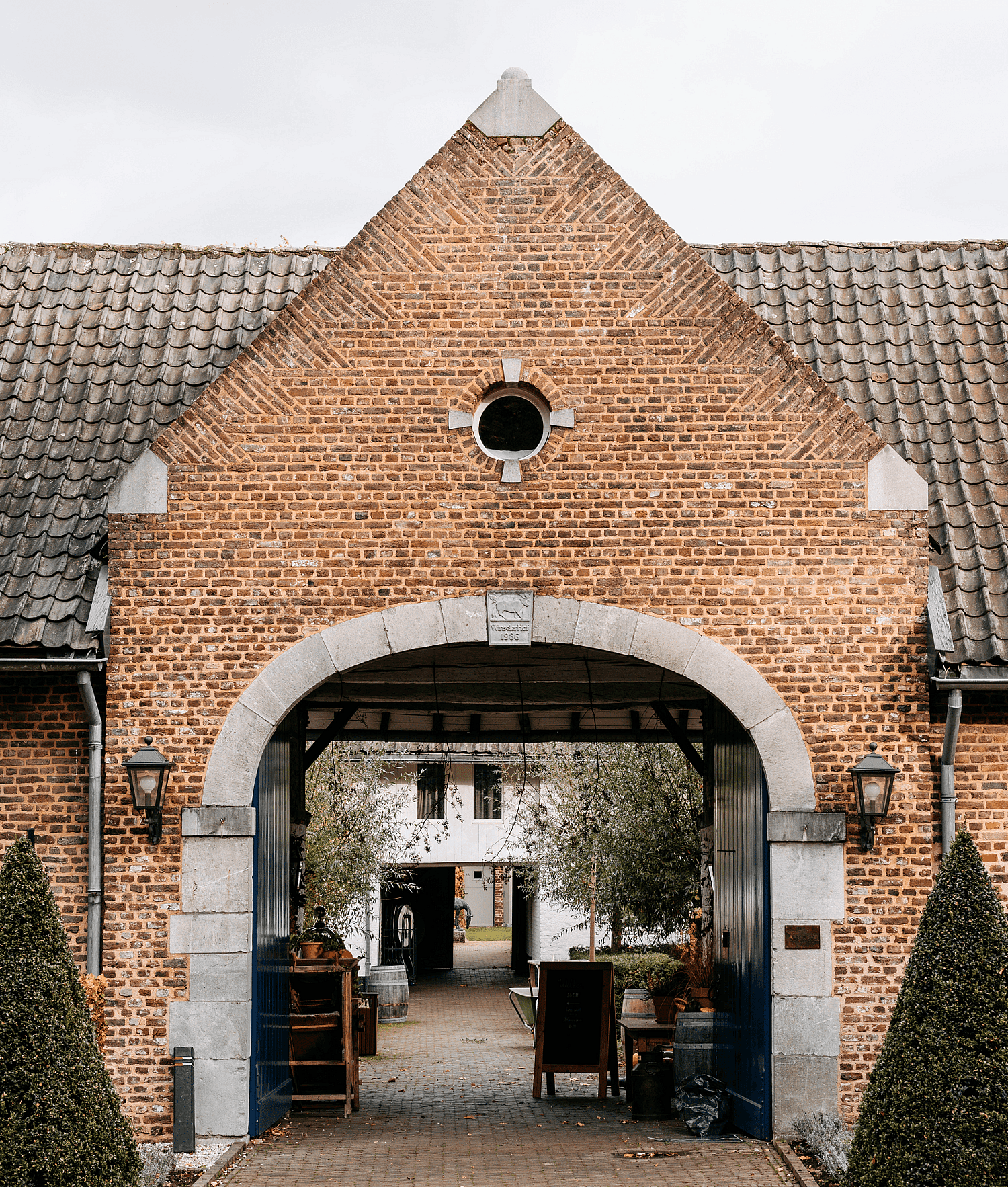 Winselerhof exterieur.png