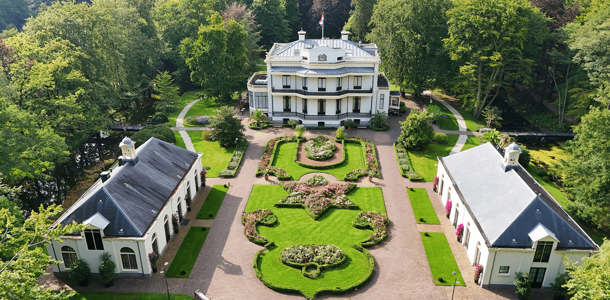 1 Kasteel de Vanenburg _ Crops Header Website.png