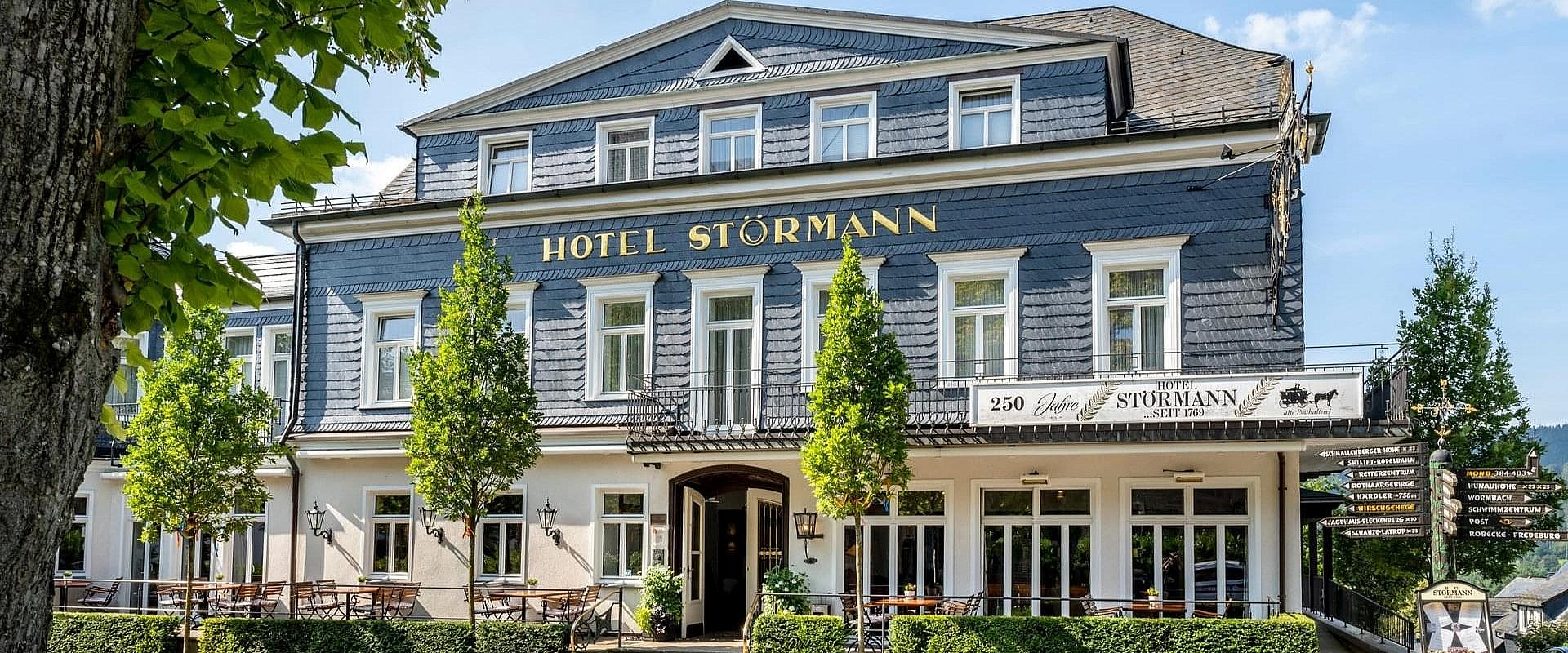 Hotel Störmann buitenaanzicht - 1920 x 800 pixels.jpg