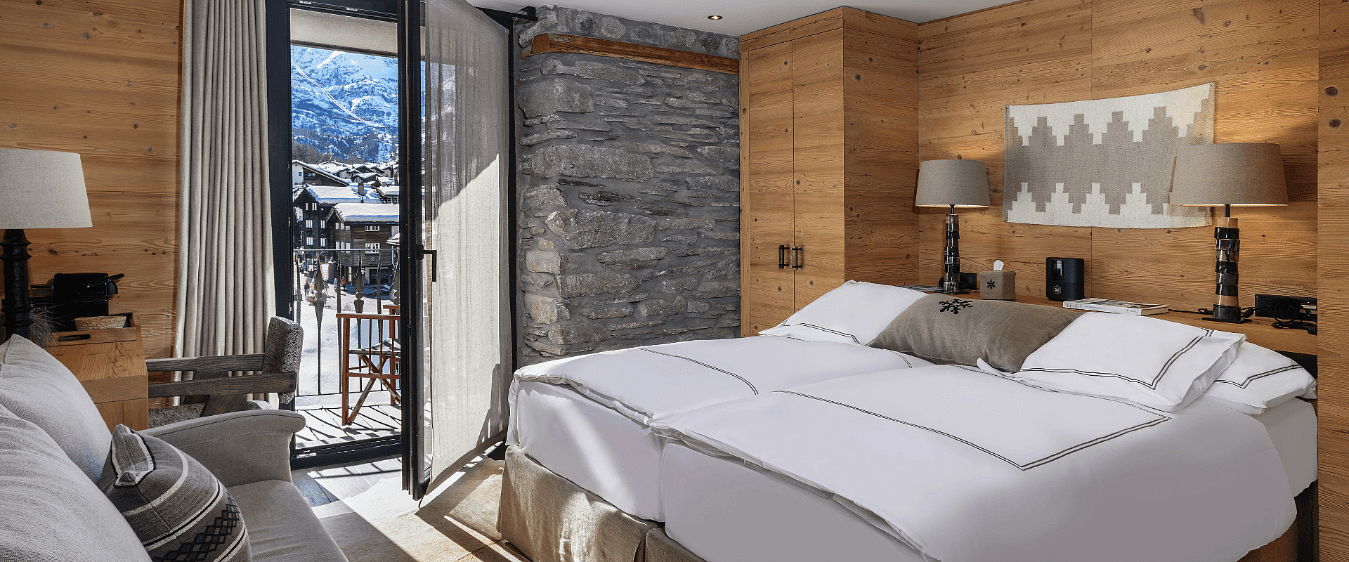 Unique post hotel kamer 1.png